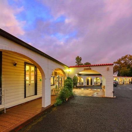 Azalea Motel Coonabarabran Eksteriør billede