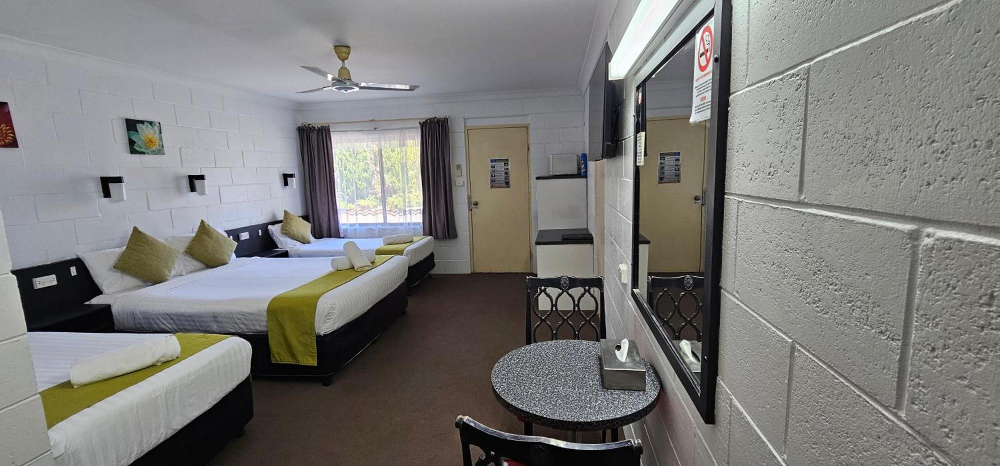 Azalea Motel Coonabarabran Eksteriør billede