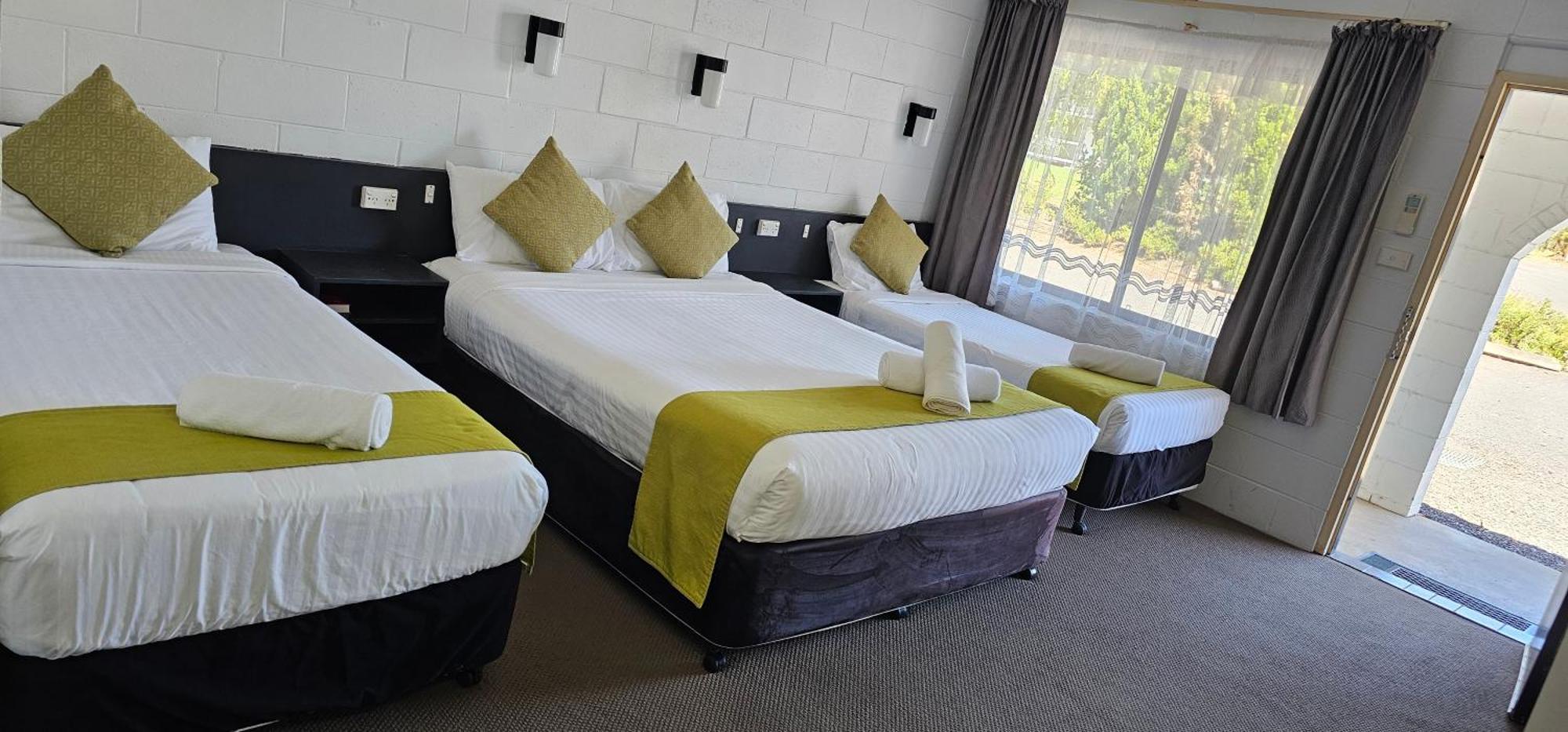 Azalea Motel Coonabarabran Eksteriør billede